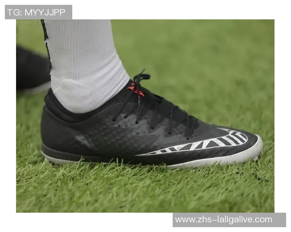 探索tf足球鞋的独特魅力与性能优势,助你在球场上尽显风采 探索tf足球鞋的独特魅力与性能优势,助你在球场上尽显风采